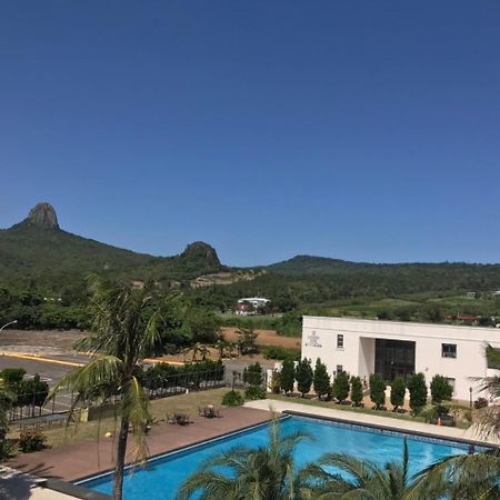 Dozen Park Kenting 墾丁12潛水訓練中心 Bed & Breakfast Luaran gambar